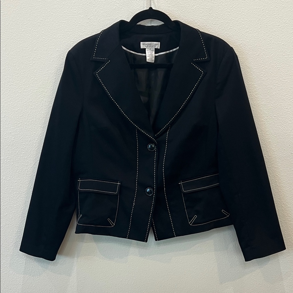 Wmns 16 Worthington Black Blazer Lined with White Accents Structured Cropped Fit